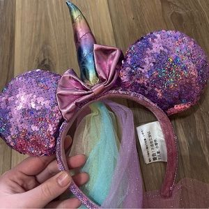 Disneyland Minnie Ears Rainbow Unicorn Sequin Veil